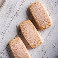 Lowrey Cranberry Shortbread Biscuits – Iconic Blue Tin - Lowrey Foods