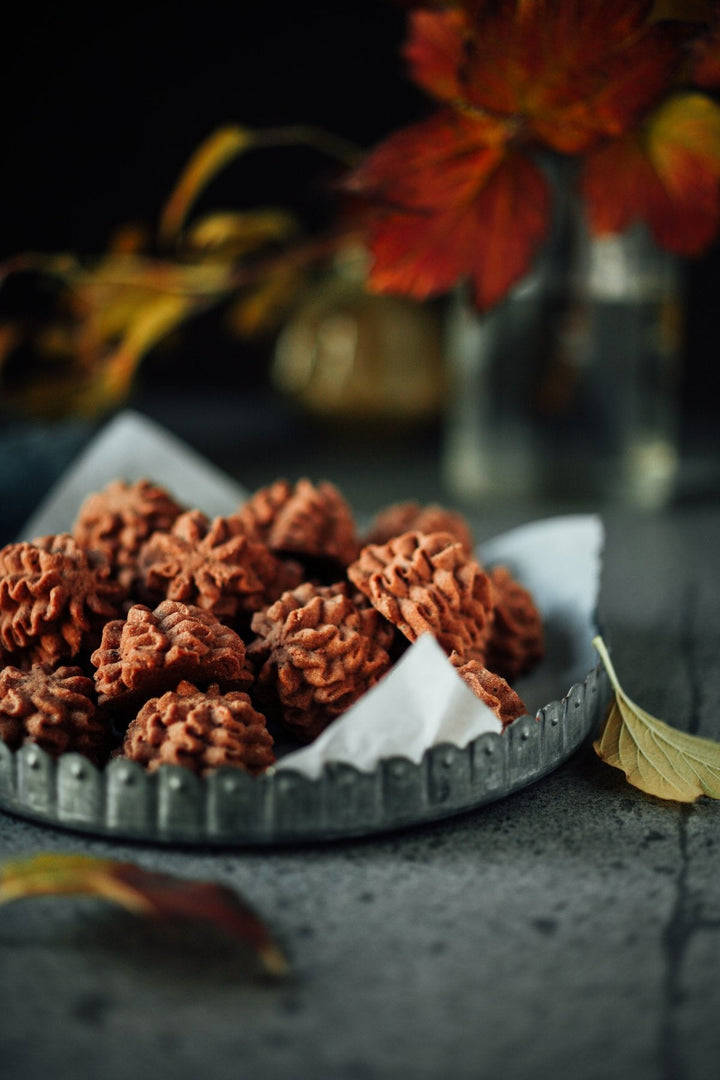 🇨🇦 Canada’s Best Butter Cookie Gift Tins: Prices, Shipping & Top Picks - Lowrey Foods