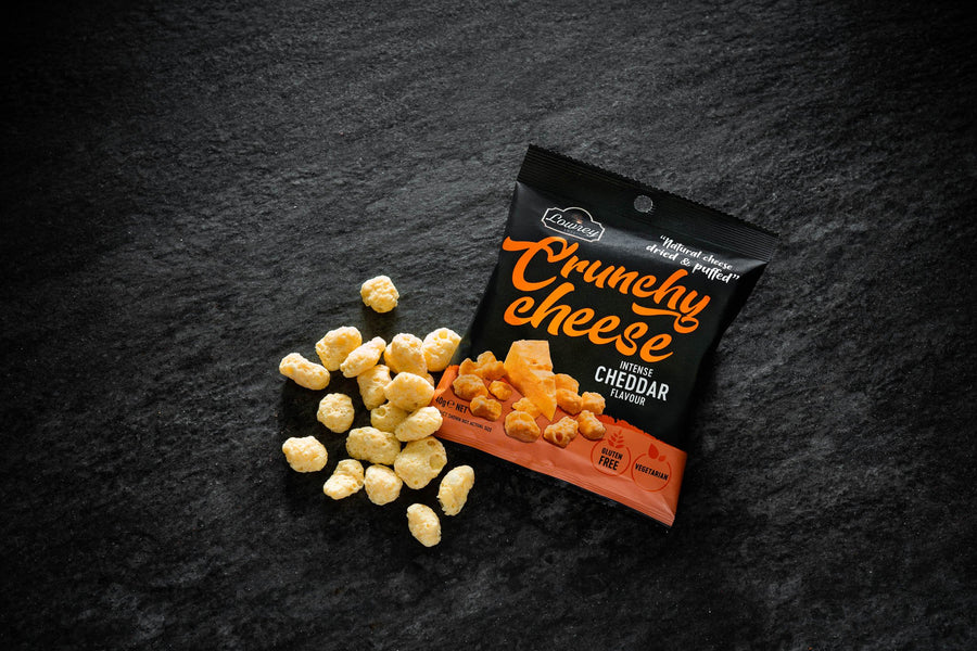 Lowrey Crunchy Cheese Cheddar flavour 40g, Keto friendly | LowreyFoods