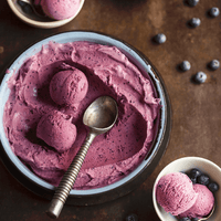 Suki Bakery Gourmet Ice Cream Powder Strawberry | LowreyFoods